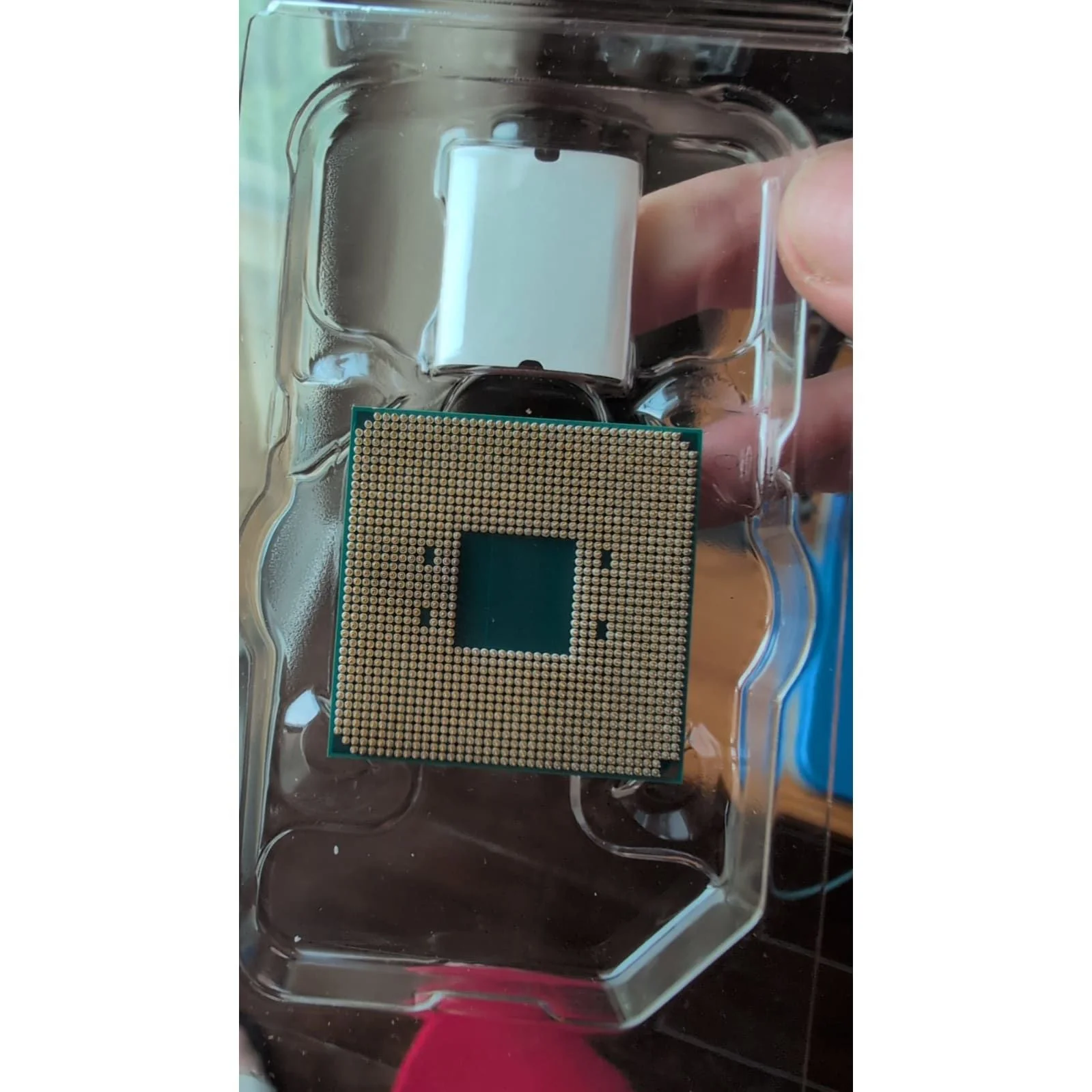 Thumb 4